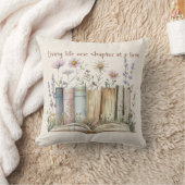 Book Lover Decorative Cushion with Garden  クッション (ブランケット)