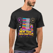 Book Lovers Happy New Year Chapter 2026 Bookworm F Tシャツ (正面)