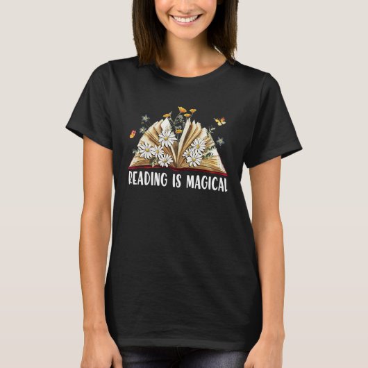 Book reading is magical tシャツ (正面)
