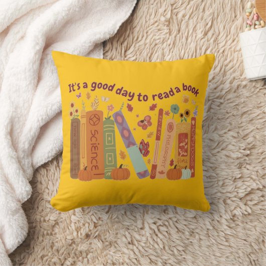 Bookish book Lovers, Orange Pumpkin & Fall Leaves クッション (ブランケット)