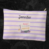 "Books hold the adventures my heart needed" アクセサリーポーチ