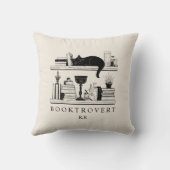 Booktrovert Book Lover's Monogrammed  クッション (裏面)
