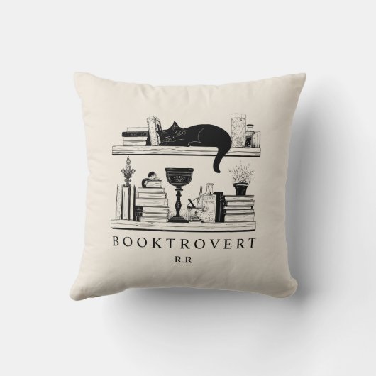 Booktrovert Book Lover's Monogrammed  クッション (裏面)