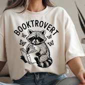 Booktrovert Raccoon読の飲み物 Tシャツ