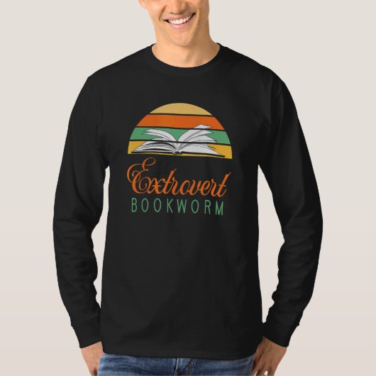 Bookworm Outtrovert -おもしろい読ブック4 Tシャツ (正面)