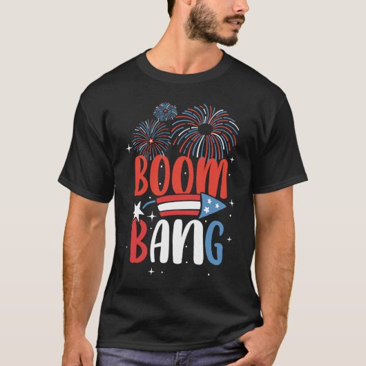 Boom Bang USA 7月4日アメリカ国旗 Tシャツ (正面)