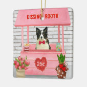 Border Collie Dog Valentine's Day Kissing Booth セラミックオーナメント (左)