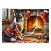 Border Collie Fireplace with Christmas Lights ラージペーパーバッグ (裏面)