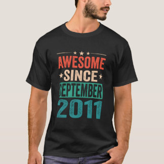 Born 12Th 12 Awesome September 2011 Tシャツ