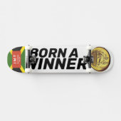 BORN A WINNER スケートボード (横)