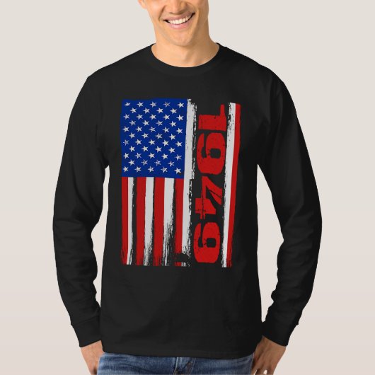 Born in 1949 US Flag Patriotic Veterans Day 4th Of Tシャツ (正面)
