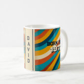 Born in 1972 Personalized Mug - 70s Groovy Stripes コーヒーマグカップ (正面右)