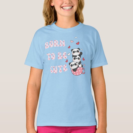 Born to Be Cute ～愛らしいパンダスタックのキッズ Tシャツ (正面)