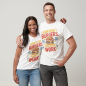 Born to Eat Funny Burger Lover T-Shirt Design Tシャツ (ユニセックス)
