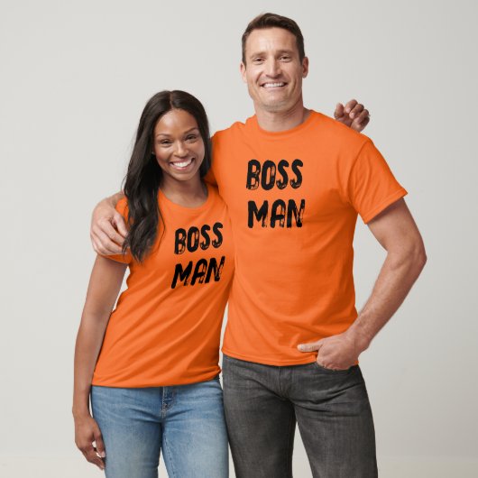 BOSS MAN (front AND back) Tシャツ (ユニセックス)