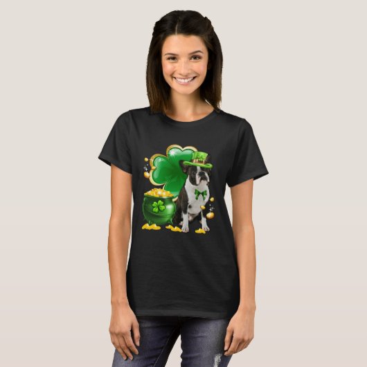 Boston Terrier Dog Shamrock Irish Saint St Patrick Tシャツ (正面フル)