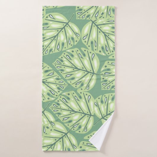 Botanic jungle seamless pattern in pastel green co バスタオル (バスタオル)
