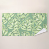 Botanic jungle seamless pattern in pastel green co バスタオル (バスタオル)
