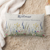 Botanical Wildflower Meadow Couple Gift ランバークッション (ブランケット)