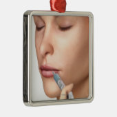 Botoxの注入 メタルオーナメント (右)