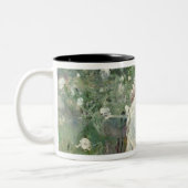 Bougivalの庭のPasieの裁縫、1881年 ツートーンマグカップ (左)