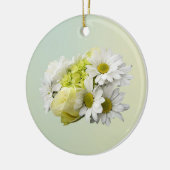 Bouquet in Shades of White and Yellow セラミックオーナメント (左)