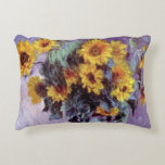 Bouquet of Sunflowers by Claude Monet,ヴィンテージ・アート アクセントクッション<br><div class="desc">クロード・モネによるサンフラワーの花束(1881)は、ヴィンテージの印象派素晴らしの美術フローラの静止絵画生活だ。庭から黄色に咲く花。花瓶の中の夏の季節のひまわりの花束。アーティストについて：クロード・モネ(1840-1926)は印象派の運動の創始者であフランスのり絵画、その絵画の大部分は「空中に浮かぶ」（野外に浮かぶ）スタイル印象派の風景である。</div>