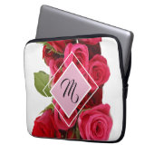 Bouquet Red and Pink Roses Monogram Tablet Sleeve ラップトップスリーブ (正面左)