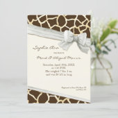 Bowベビーガールの写真にキリンのスキンパターンリボン 案内状 (スタンド正面)