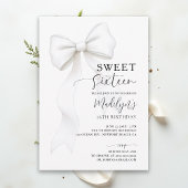 Bow Chic Black White Elegant Calligraphy Sweet 16 招待状