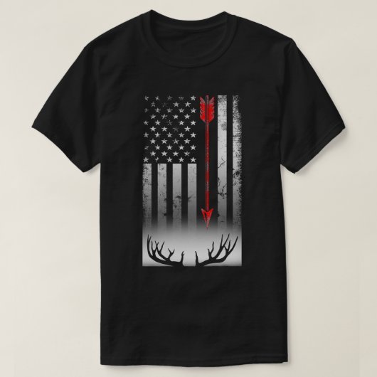 Bow deer hunting American  Bow Hunting Lover  Tシャツ (デザイン正面)