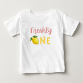 Bow Pink Yellow Lemon Freshly One First Birthday ベビーTシャツ (正面)