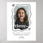 Bow Wavy 縁ど Photo  3rd Birthday Welcome Sign ポスター (正面)