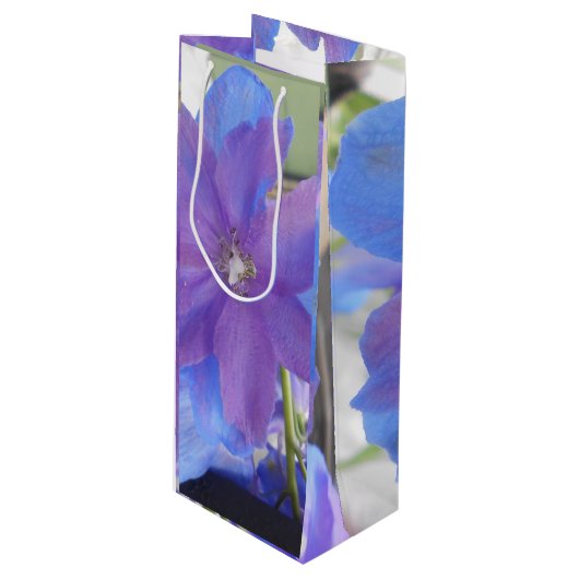 Bowen Bowen、「Gaye Elise Beda」、「Blue/Purple Flowe」 ワインギフトバッグ (正面アングル)