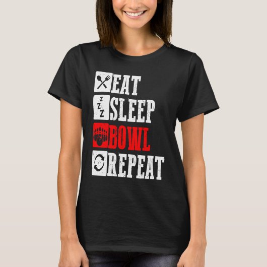 Bowling Ball Pin Bowler Strike Bowling Fanatic Bow Tシャツ (正面)