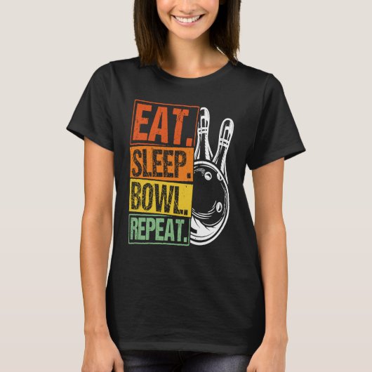 Bowling Ball Pin Bowler Strike Bowling Team Bowlin Tシャツ (正面)