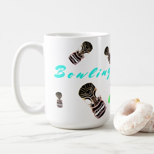 Bowling Bouncing Tiki Mask コーヒーマグカップ (ドーナツ)