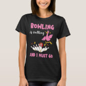 Bowling Is Calling Flamingo Bowling Pins Strike Bo Tシャツ (正面)