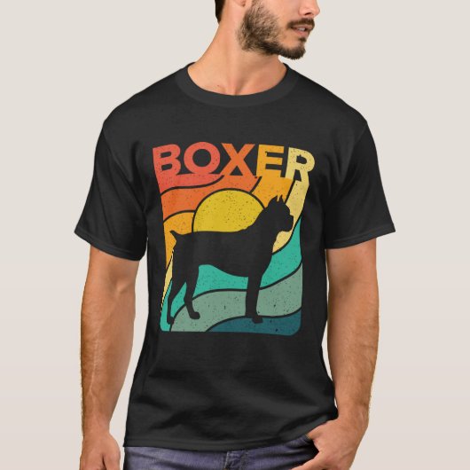 Boxer Vintages Retro Dog  Mum Dad Tシャツ (正面)