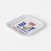 Boy Baseball Baby Shower | Cute Sports Party ペーパープレート (傾斜あり)