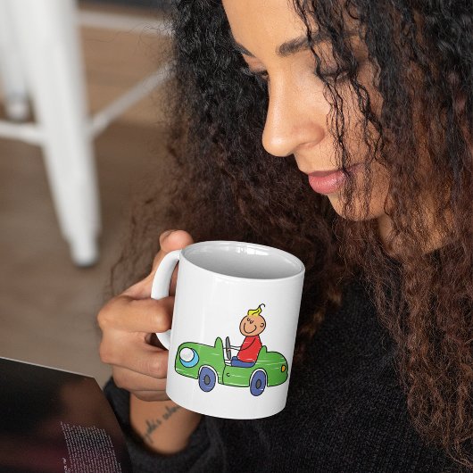 Boy In A Green Car Mug コーヒーマグカップ