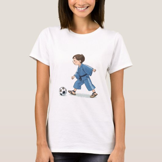 Boy in kimono playing soccer tシャツ (正面)