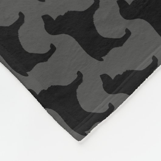 Boykinのスパニエル犬はパターンのシルエットを描きます フリースブランケット (角)