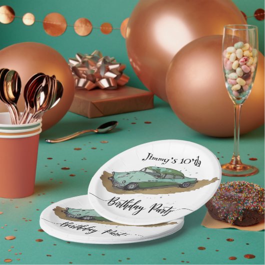 Boys birthday party with two toned sedan ペーパープレート (複数)