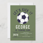 Boys Cool Green Sporty Soccer Kids Birthday 招待状 (正面)