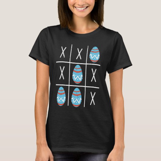 Boys Easter Eggs Tic Tac Toe XO XO  2023 Easter Tシャツ (正面)
