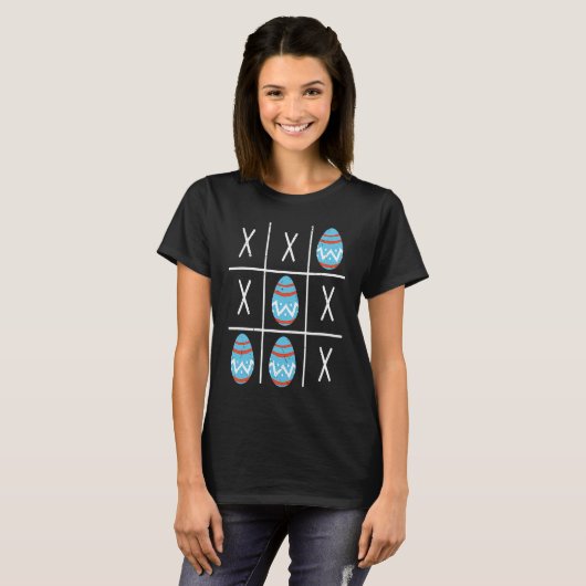 Boys Easter Eggs Tic Tac Toe XO XO  2023 Easter Tシャツ (正面フル)