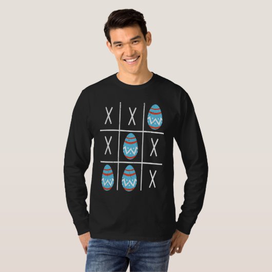 Boys Easter Eggs Tic Tac Toe XO XO  2023 Easter Tシャツ (正面フル)