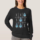 Boys Easter Eggs Tic Tac Toe XO XO  2023 Easter Tシャツ (正面)