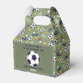 Boys Green Soccer Sports Kids Birthday  フェイバーボックス (裏面サイド)